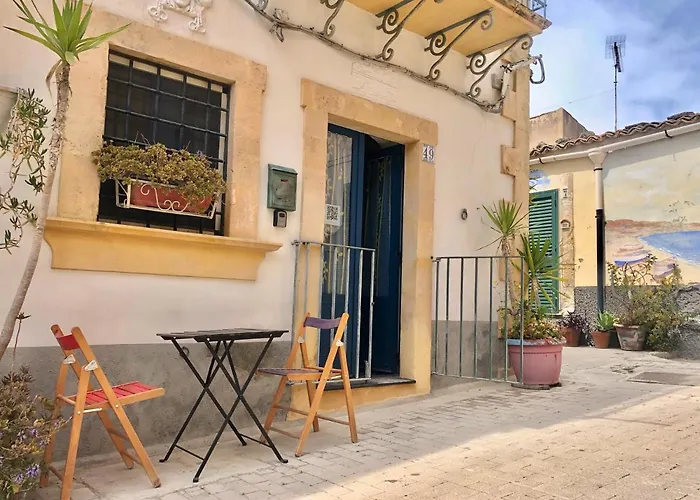 בית נופש Bellassai Homes נוטו