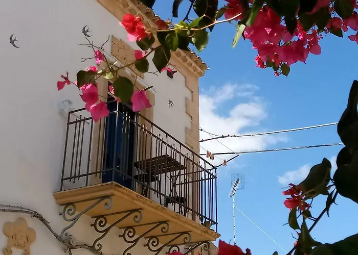 Bellassai Homes בית נופש